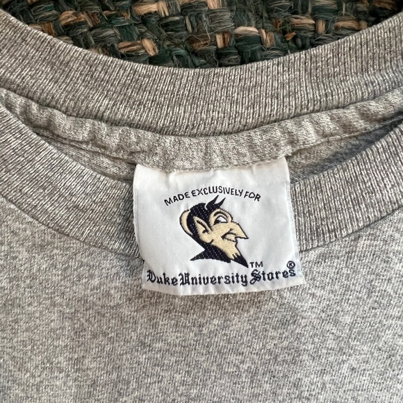 Vintage single stitch Duke University Shirt Size Large Gray Graphic Tee - Picture 4 of 5